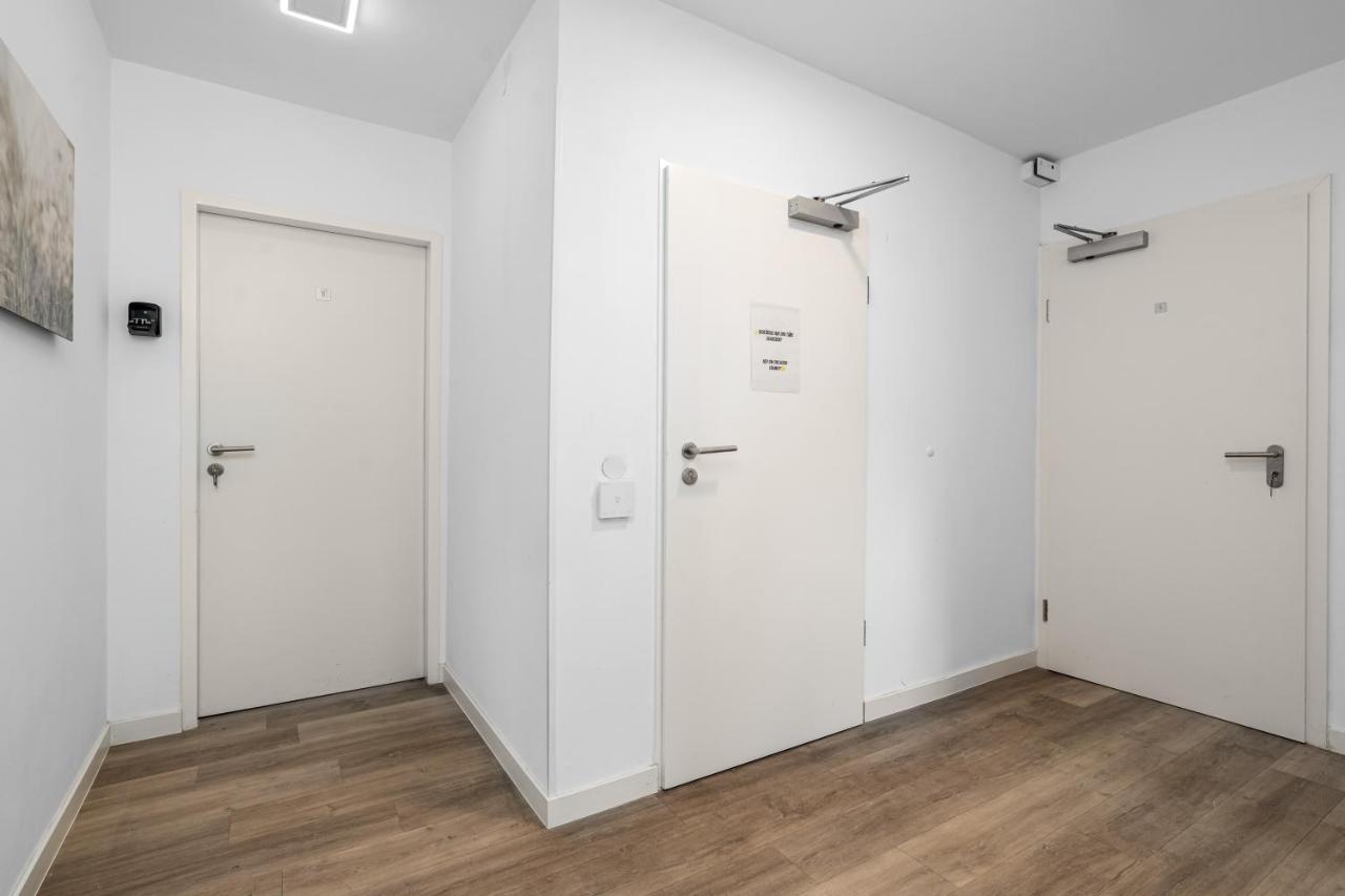 Apartment 4, Direkt Am Bahnhof อาเคิน ภายนอก รูปภาพ
