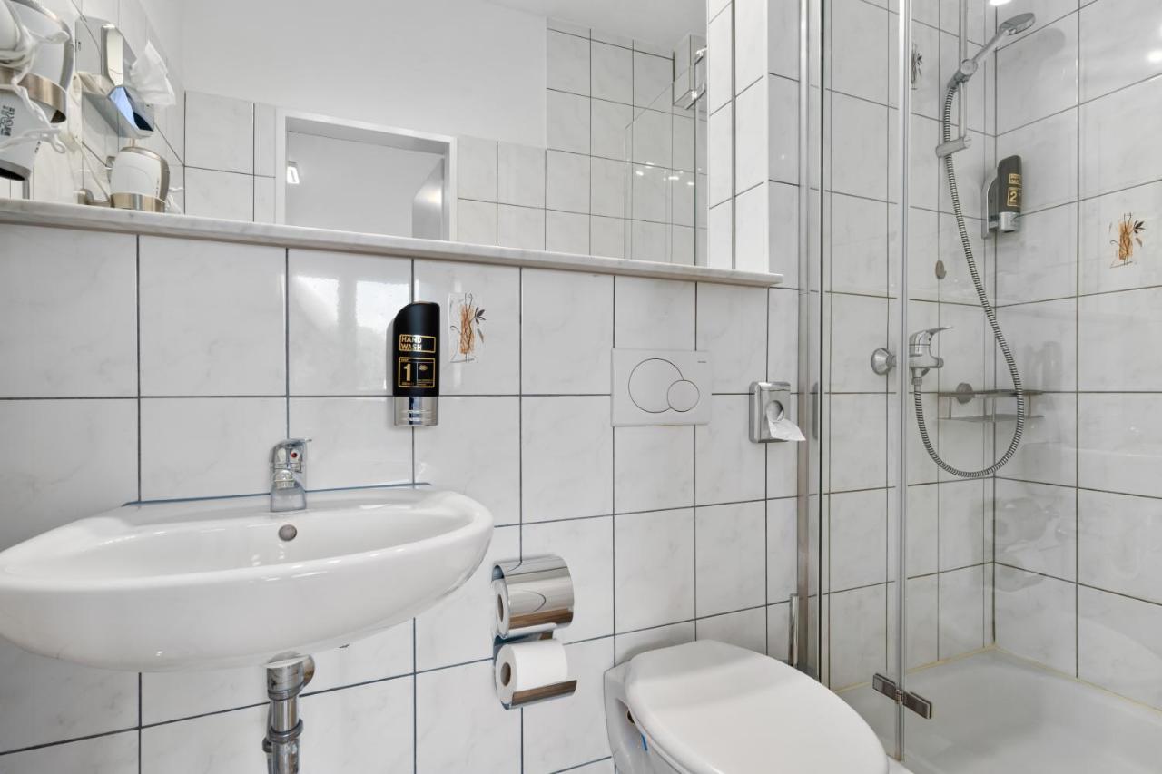 Apartment 4, Direkt Am Bahnhof อาเคิน ภายนอก รูปภาพ